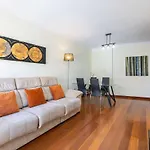 Apartament Spacious 3-bedroom In Malaga