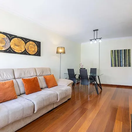 Διαμέρισμα Spacious 3-bedroom In Μάλαγα
