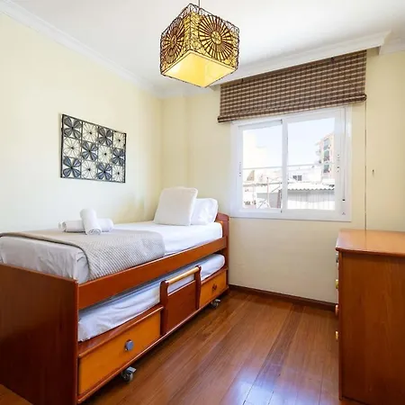 Spacious 3-bedroom In Διαμέρισμα